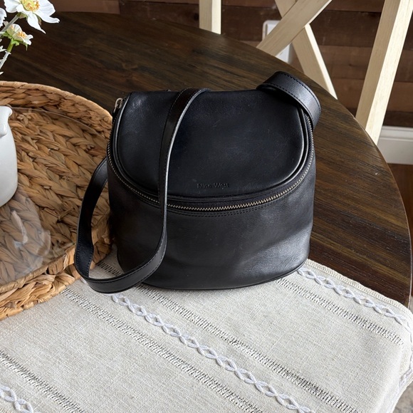 Nine West Handbags - Black Nine West  Leather Crossbody Bag 💕